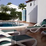La Quinta Вилла *